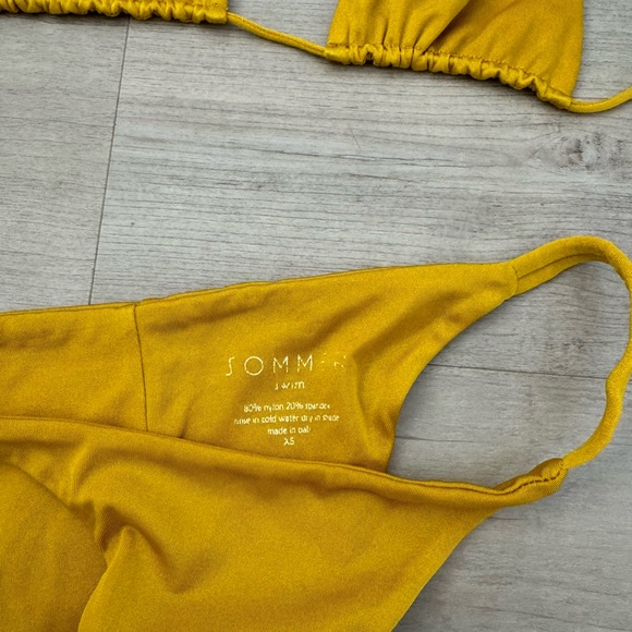 Sommer Swim - Picture 2 of 3